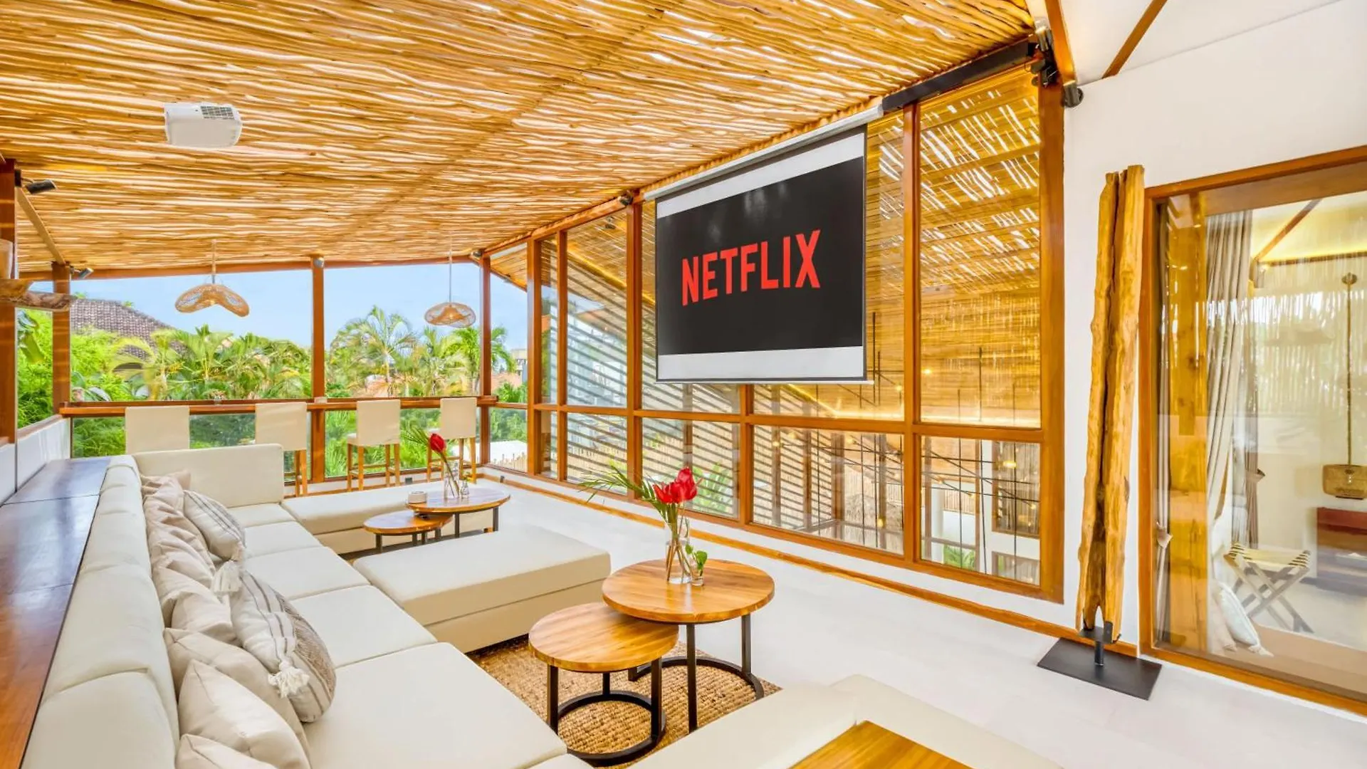 Villa Orlando - Brand New 9Br Jacuzzi Cinema Seminyak Indonesia