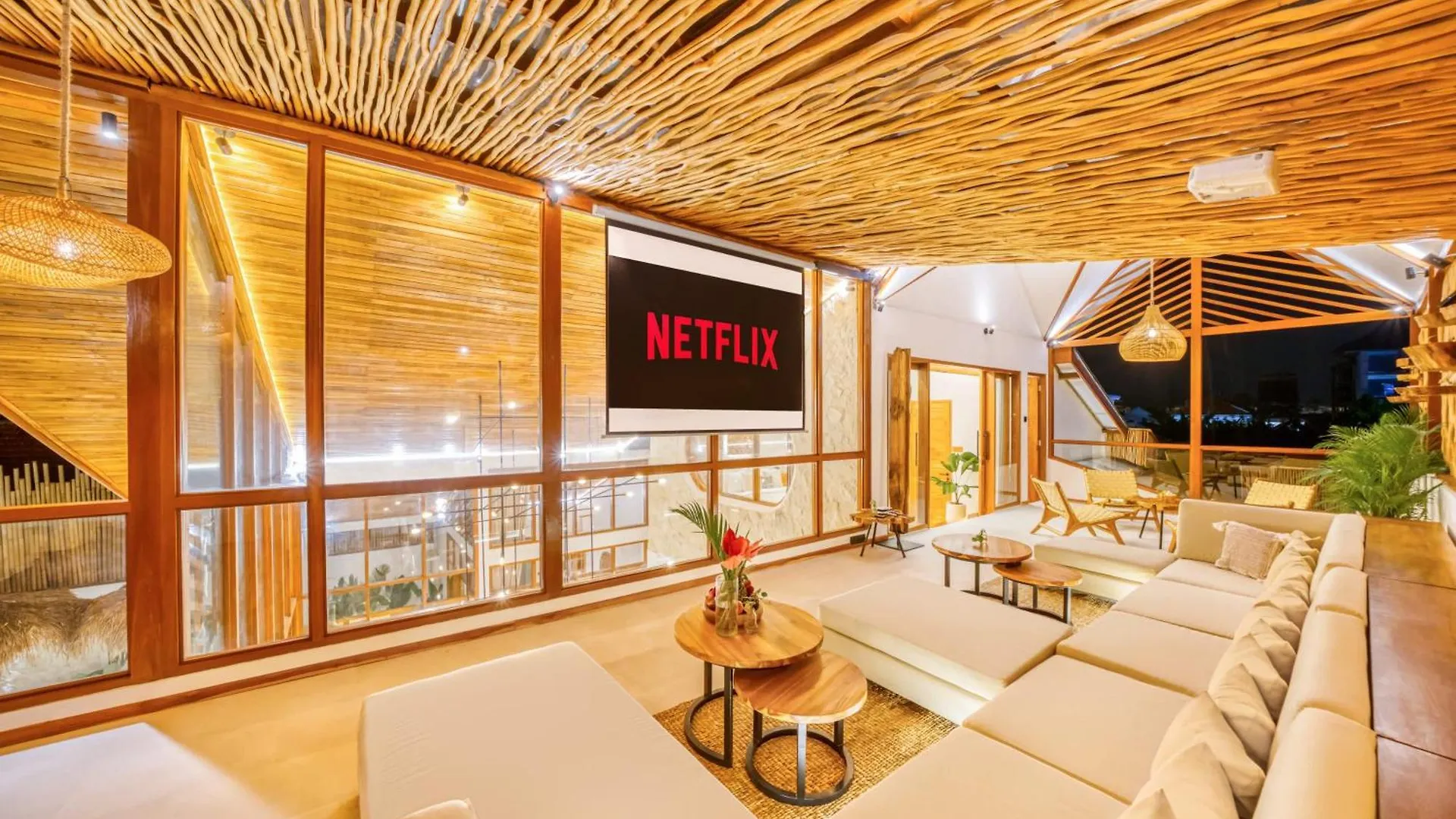 Villa Orlando - Brand New 9Br Jacuzzi Cinema Seminyak 0*,