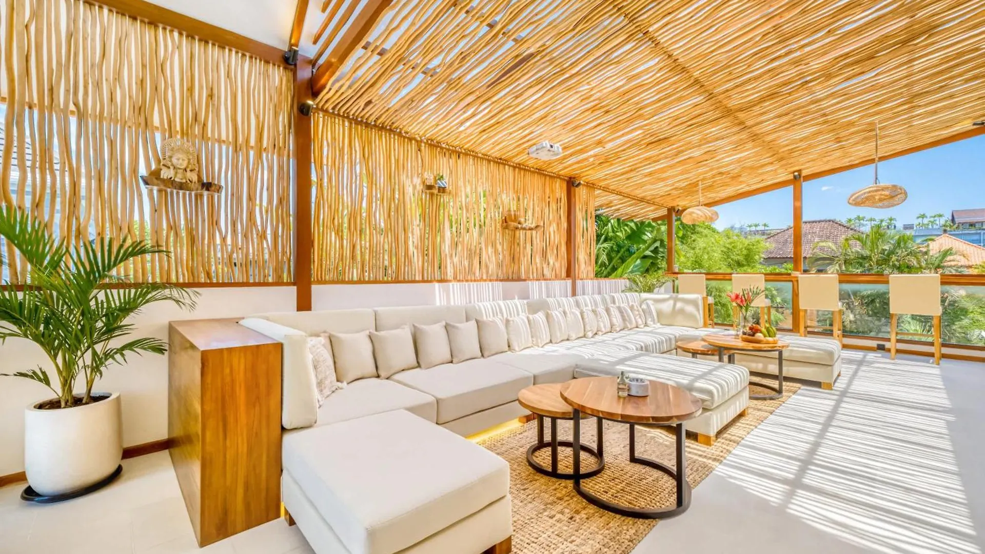 Villa Orlando - Brand New 9Br Jacuzzi Cinema Seminyak